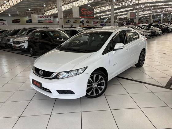 HONDA CIVIC 2.0 LXR 16V FLEX 4P AUTOMÁTICO HONDA CIVIC 2.0 LXR 16V FLEX 4P AUTOMÁTICO